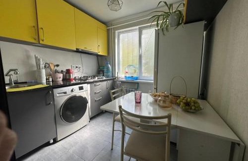 Bishkek Apartment | Двухкомнатная в спальном районе