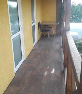 Molodizhne House | Домик у моря