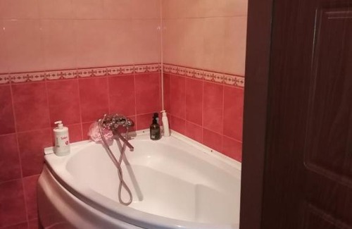 Kamianske Apartment | Квартира посуточно Каменское