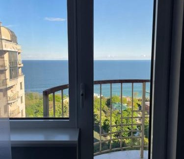 Arcadia Apartment | Квартира с авторским ремонтом, панорамный вид на море, свой балкон