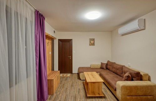 Hisarja House | Комплекс Колонада