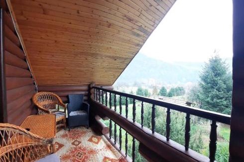 Serednye House | ПАННА КАТЕРИНА