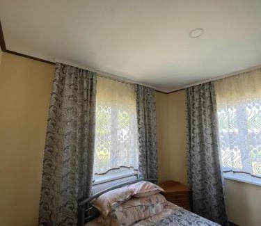 Roztoky House | Садиба Карпат