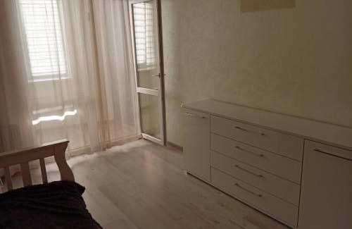 Yuzhne Apartment | Сдача квартира с видом на море