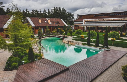 Pidhirtsi Hotel | Трипільське Сонце