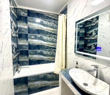 Atyrau Apartment | Уютные апартаменты в самом центре города на площади Исатая Махамбета