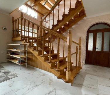 Solochyn House | У Оксани
