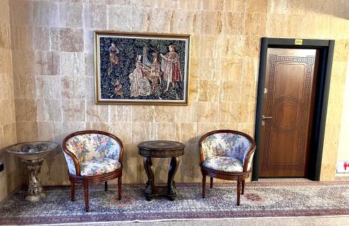 Pernik Hotel | Хотел Антик