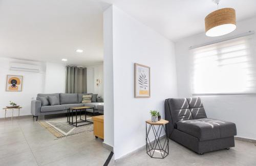 Ramot Naftali Cabin | אירוח פינת חן