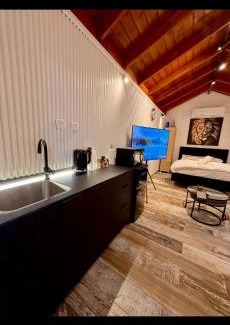 Yuval Apartment | בקתה 21