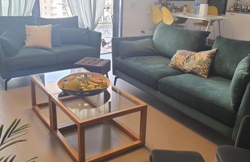 Petah Tikva Apartment | דירה משפחתית