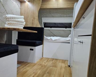 Baraq House | יהליס קראוונים - לנפוש על גלגלים