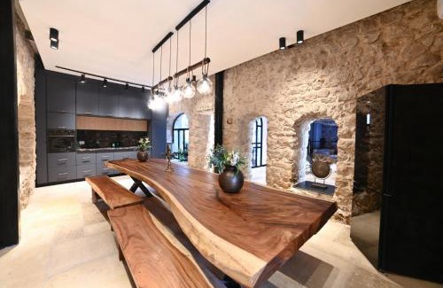 Safed Apartment | קונפיטה - וילה מהממת ובריכה בעיר העתיקה צפת