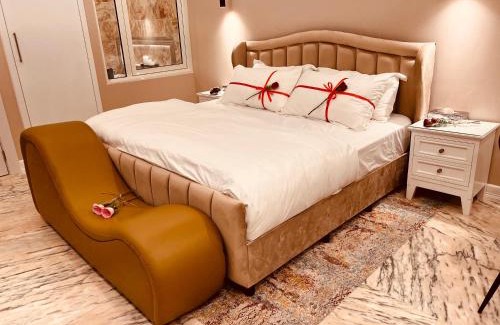 Buraydah Ski Chalet | الأجنحة الرخامية فندقية