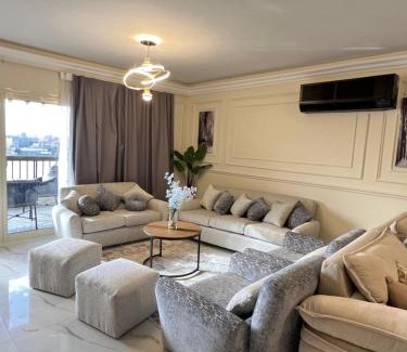 Cairo Apartment | شقة مطلة علي ممشي اهل مصر