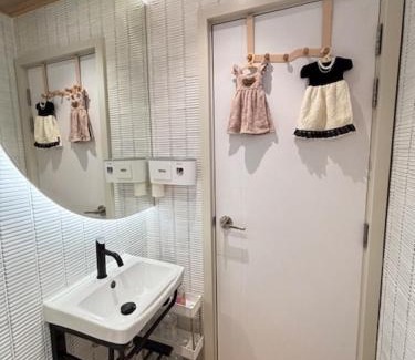 Bang Kaeo House | บ้านพักญี่ปู่น Japandi Cozy House