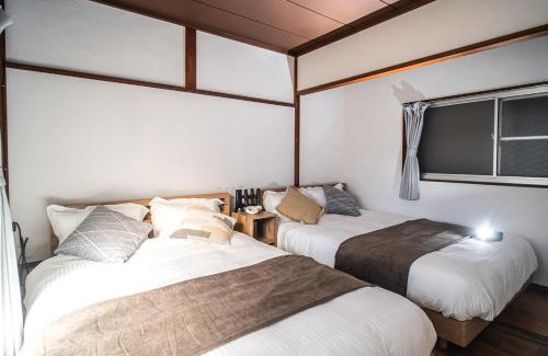 Mishima House | 三島大社近くの一棟貸し切り古民家