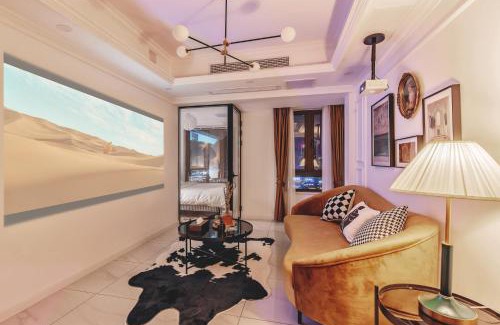 Yuzhong Apartment | 云深处江景公寓