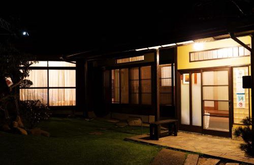 Usami Apartment | 伊豆の宿 静海