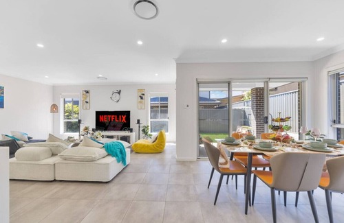 Leppington House | 功夫熊猫大house-Leppington市中心