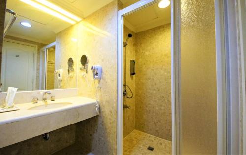 West District Apartment | 台中H高樓景觀宅High-Rise Taichung