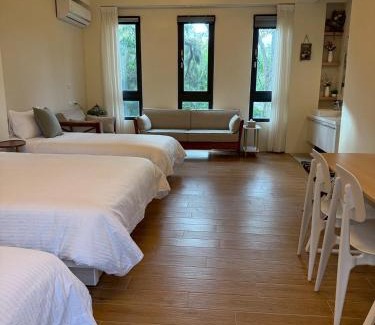 Jinhu House | 山外鄉村民宿 Shanwai Countryside B&B金門環島南路五段777號