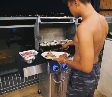 Hengchun Villa | 恆春夏居心澍包棟民宿 10至20人入住 烤肉電動麻將水池Ktv