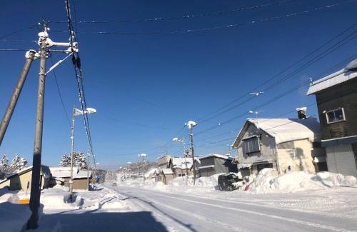 Horonobe House | 日本一しょぼいゲストハウス ウタラといかん Poor and Shabby GuestHouse "UtaraToikan"