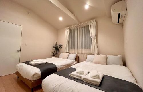 Sangenjaya Apartment | 渋谷5分 新宿15分 三軒茶屋駅徒歩4分 8名宿泊可 一棟貸切 24時間スーパー徒歩3分