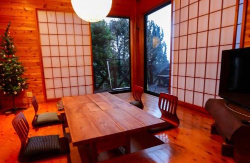 Ajiro House | 熱海 櫂雲 (Atami-Kaiun)