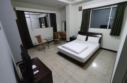 Juguang House | 鴻景山莊民宿 b&B