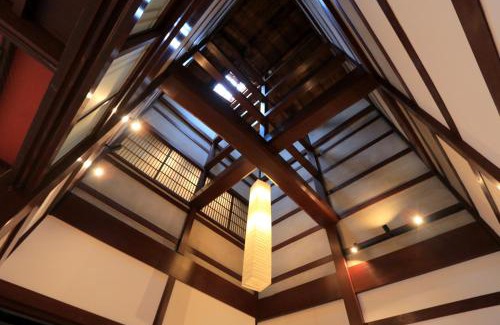 Komatsu Apartment | 龍助25ANNEX Ryusuke25ANNEX