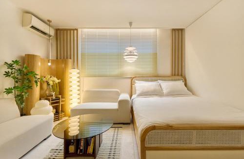 Seokchon-dong Apartment | 명동 20minutes,Lotte World 5,Gangnam 20