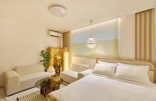 Seokchon-dong Apartment | 명동 20minutes,Lotte World 5,Gangnam 20