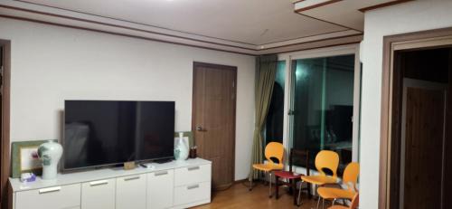 Seolcheon-myeon House | 섞임과 누림의 집