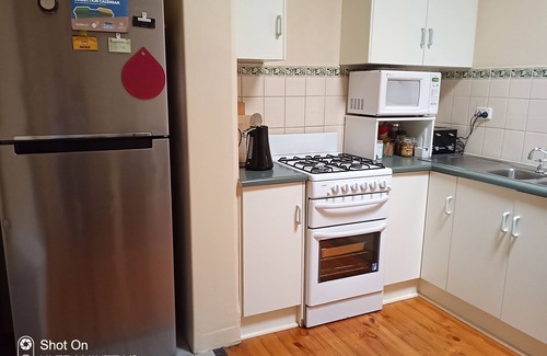 Pennington House | 00 ADDISON 3BR Cottage Home.