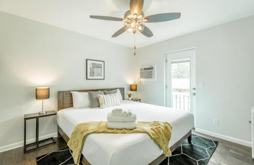 Chattanooga Hotel | 08 The Evans Room - A PMI Scenic City Vacation Rental