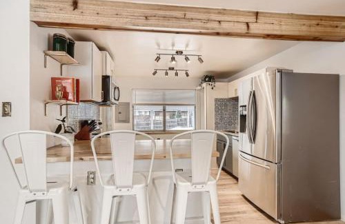Lamar Heights Area House | 1,000 Dollars For Each Month Stayed When Moving to Colorado