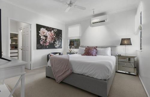 Noosa Heads Apartment | 1 24 Belle de Jour Edgar Bennett Avenue Noosa Heads