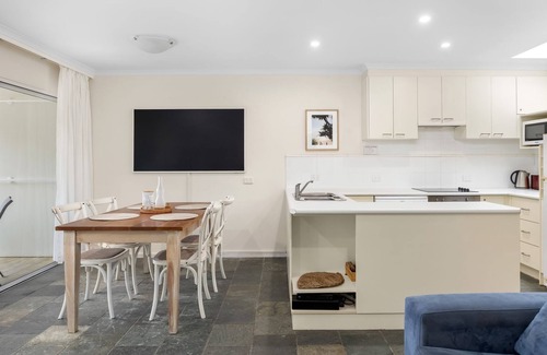 Noosa Heads Apartment | 1/36 Alderly Tce Little Cove