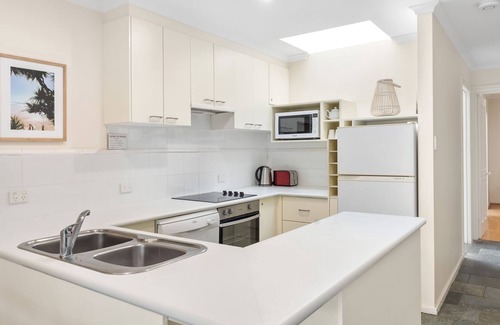 Noosa Heads Apartment | 1/36 Alderly Tce Little Cove
