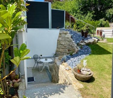 Gaertringen Apartment | 1,5 Zimmer Apartment in S-Bahn Nähe, 35 qm, max 4 Pers, zentral, private Terasse, Internet 250 MBit
