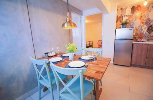 Mayaguez Pueblo Apartment | 1.8 King of Kings Urban Living w/parking