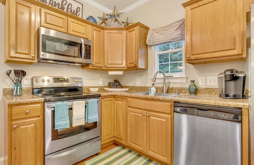 Monroe House | 1 Bd/1 Ba 1st responders/Corp travel, Private,Safe