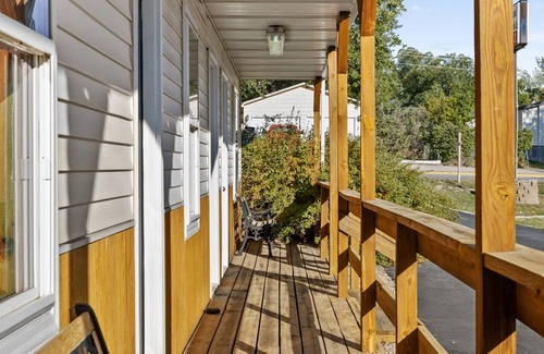 Moorcroft Apartment | 1 bed, 1 bath, Studio Aparment #10 Moorcroft, WY