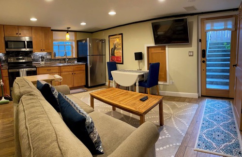 Loyal Heights Apartment | ✔️1 bed/bath unit with washer/dryer, & private entrance in a quiet neighborhood.