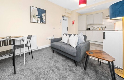 Methil Apartment | 1 Bed Flat With Parking Sleeps 2 in Fife