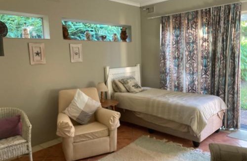 Umzumbe Apartment | 1 bed garden flat