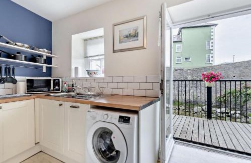 Aberaeron House | 1 Bed in Aberaeron 49261