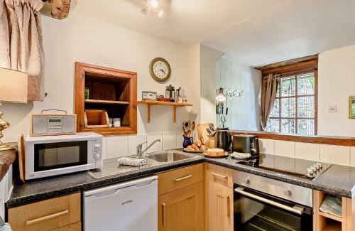 Crosthwaite House | 1 Bed in Crosthwaite LCC70